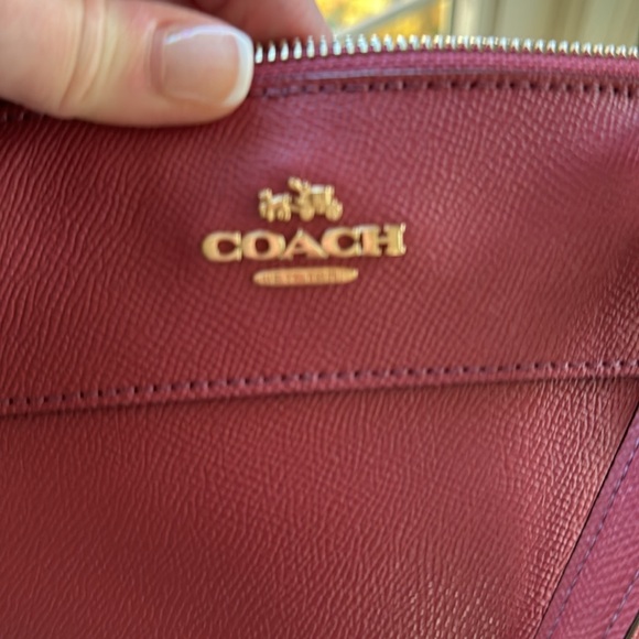 COACH Beautiful lipstick rose purse- brand new pristine condition. Never worn - Picture 3 of 6